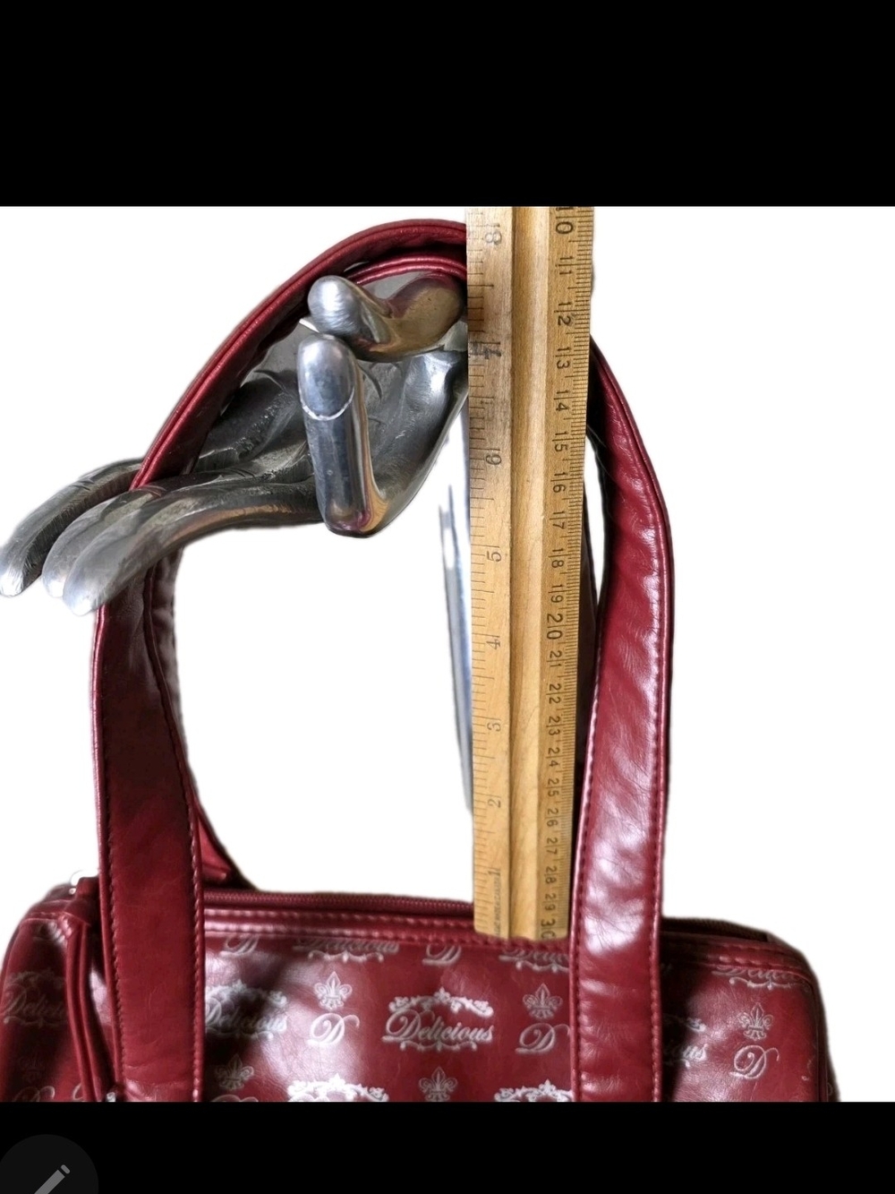 "Delicious" Red Logo Shoulder Bag, purse. Silver tone hardware. 2000s Vintage - Picture 9 of 13